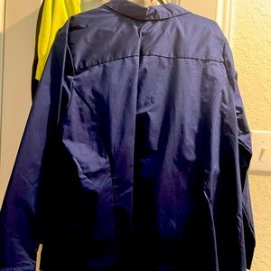 Woman dress shirts. Wrinkle Resistan